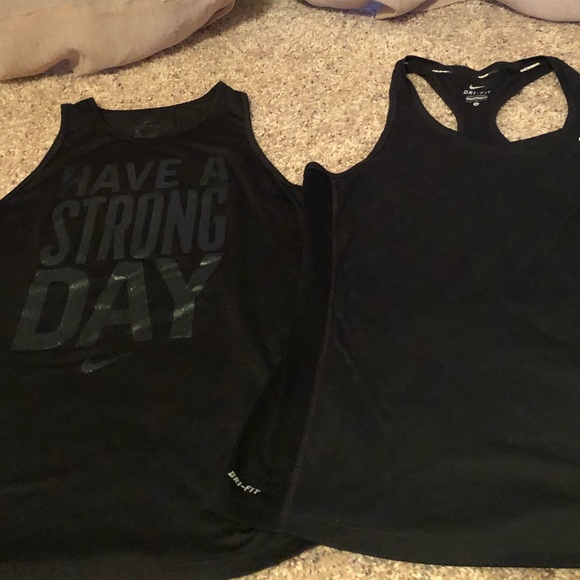 nike workout tanks